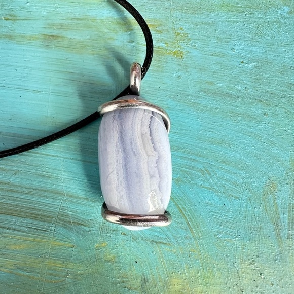 Pendant Necklace Blue Lace Agate Gemstone wire wrapped 16-18’ Chain 5518 G - Picture 7 of 12
